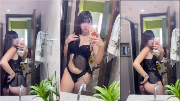 Rute Souza gravou um vídeo se filmando de boa no espelho do banheiro