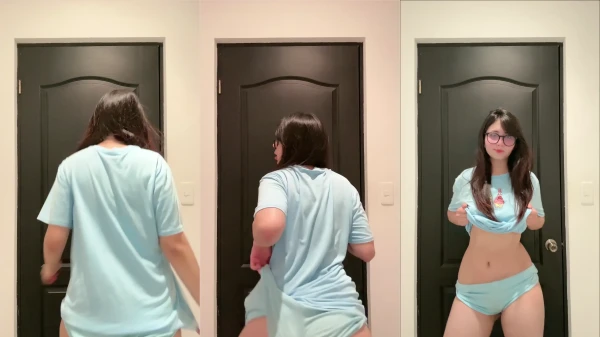 Elenita, aquela gata com um corpão, dançando sexy e cheia de vontade no vídeo