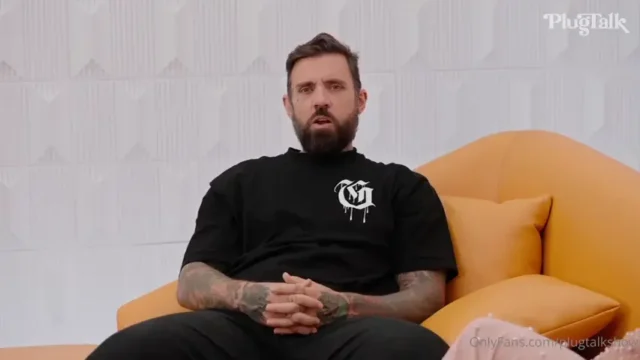 Vídeo da Cherry Kiss se aventurando com o cara tatuado!